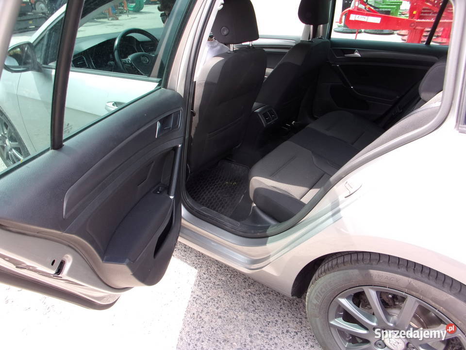 Samochód osobowy Volkswagen GOLF VII Kombi w łódzkie Opoczno sprzedam