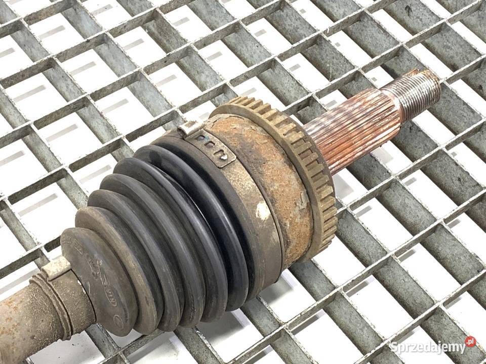 PÓŁOŚ PRAWY PRZÓD KIA CEED 14 100 1218 PRZEGUB