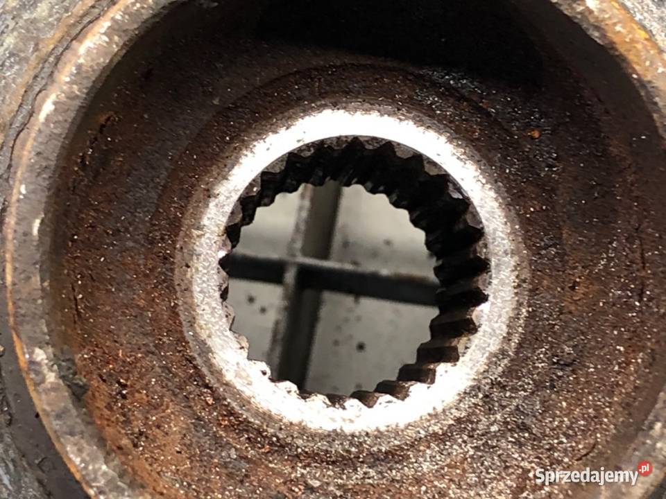 ZWROTNICA LEWY PRZÓD DACIA DUSTER 15 116 sprzedam