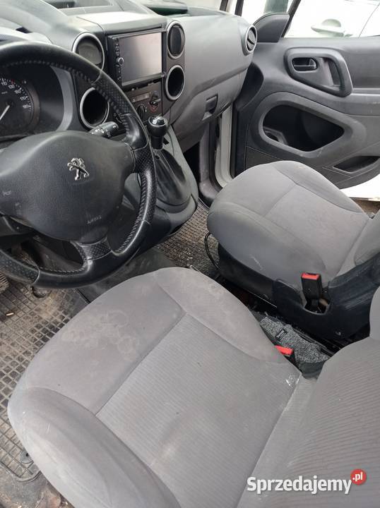 Peugeot Partner Long 2013r 16 HDI brygadowka Rok produkcji 2013 Kraków