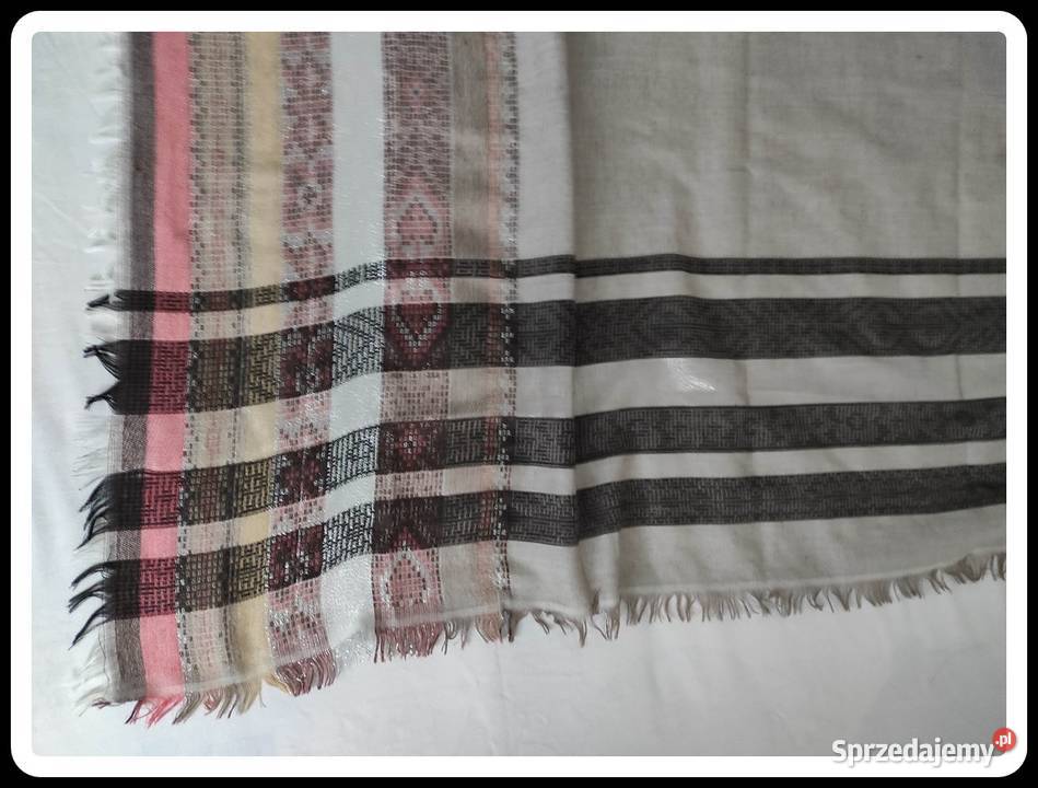 Piękny elegancki szal duża chusta 142x144 Płock