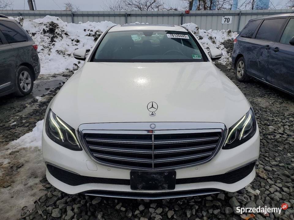 2016 MERCEDESBENZ E 300 4MATIC Częstochowa sprzedam