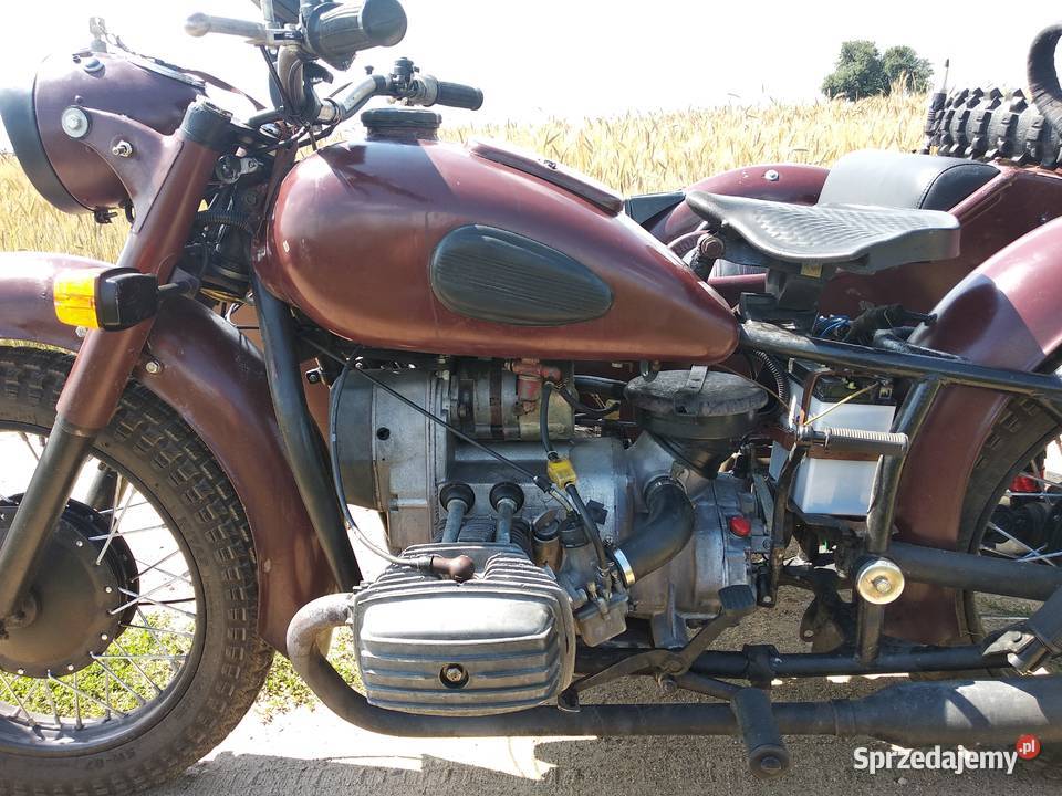 Dniepr 11 1991r z koszem i wstecznym biegiem Rok produkcji 1991 mazowieckie Warszawa