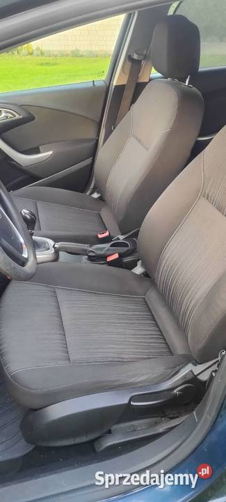 Opel Astra J 17 cdti Hatchback