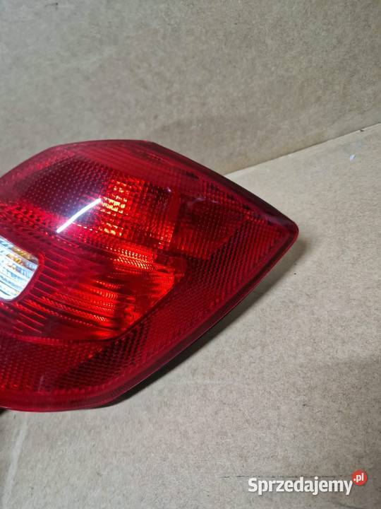 Skoda fabia 2 lift kombi lampa lewy prawy tył osobowe Części samochodowe