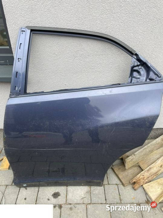 Honda Civic IX chb 5 drzwi lewy tył lift 2014 Kozubszczyzna
