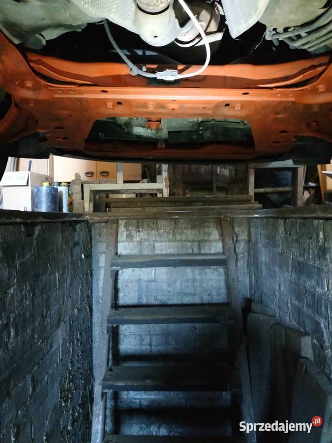 ładny NISSAN QASHQAI z 2011r16 benzyna Qashqai Puławy