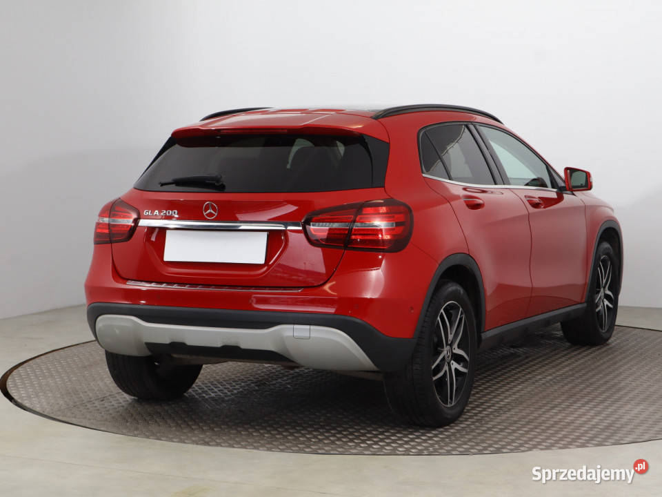 Mercedes GLA GLA 200 czerwony Bielany Wrocławskie