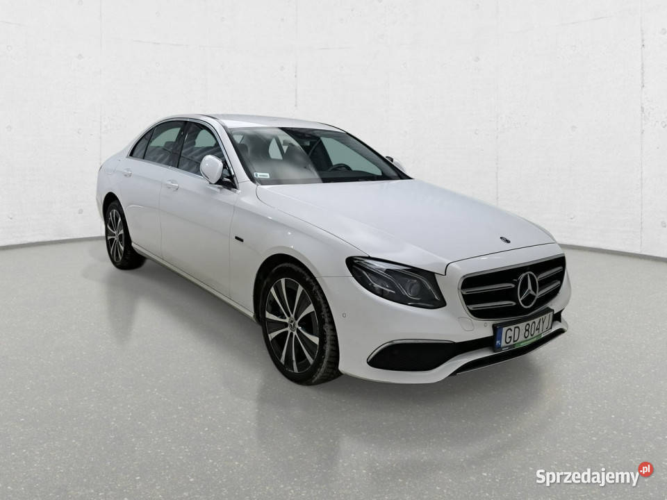 Mercedes E 300 W213 2016 Komorniki