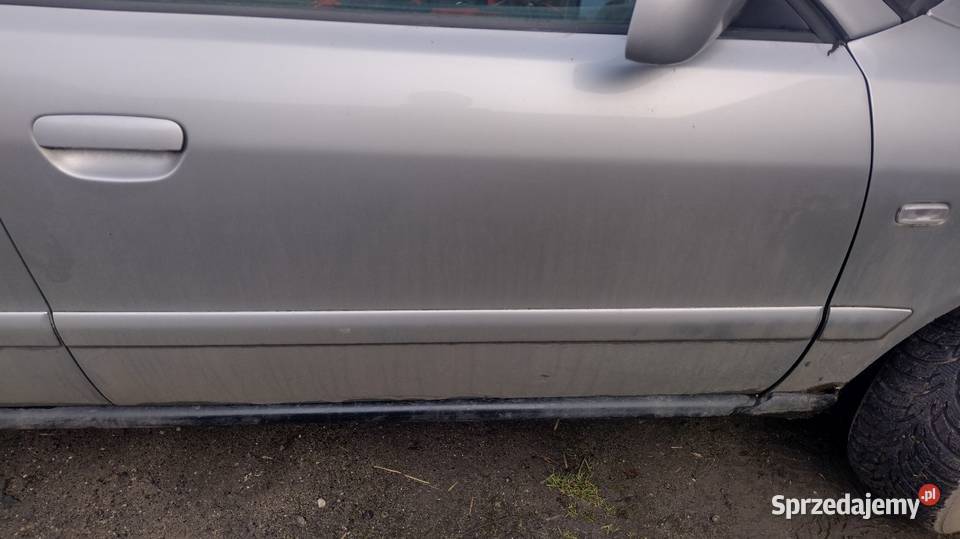Audi A4 b5 części samochodowe Rok produkcji 2000 śląskie Woźniki