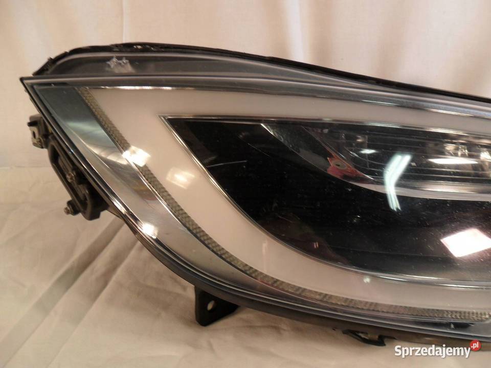 REFLEKTOR PRZÓD STRONA PRAWA TESLA MODEL S Lampy przednie Nowy Tomyśl sprzedam