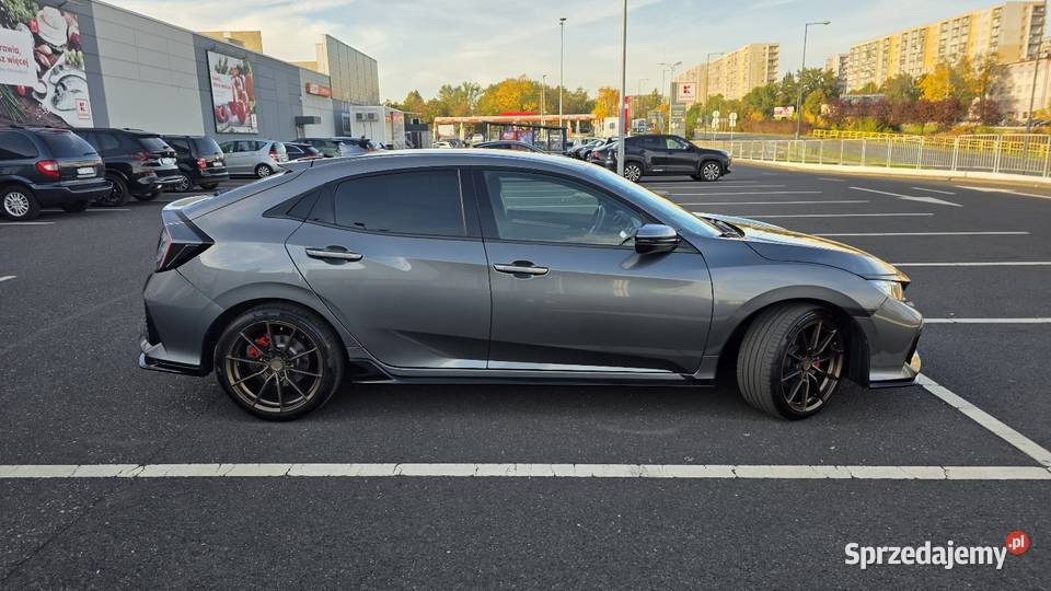Honda Civic Sport 15 182 manual dużym serwisie Rok produkcji 2018 Zabrze sprzedam