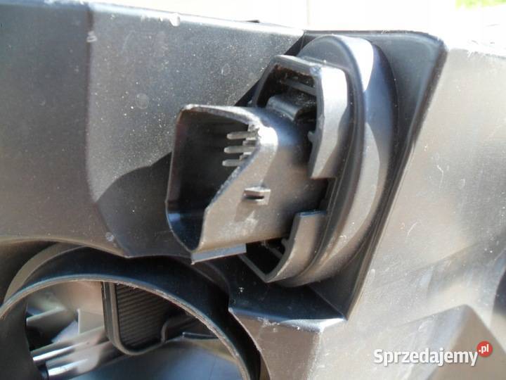 Ford Fiesta Mk8 Reflektor Prawy H1BB13W029AE wielkopolskie Nowy Tomyśl