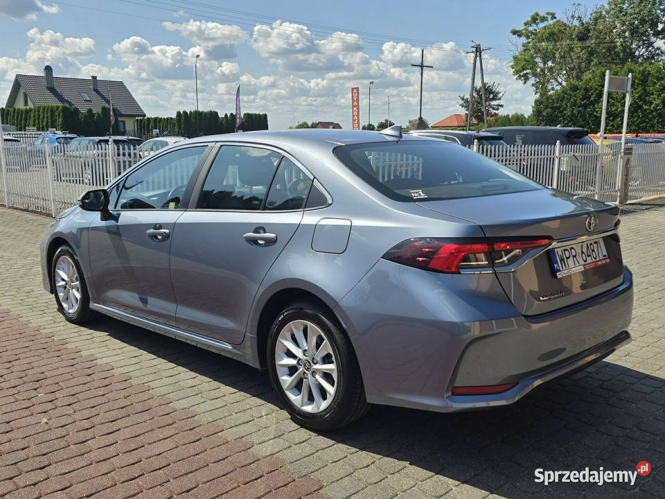 Toyota Corolla Comfort 15 VVTi 125 Salon Polska asystent pasa ruchu Nasiegniewo