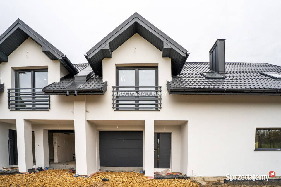 sprzedaży domu bliźniaka 160m2 Koźmice Wielkie Rok budowy 2025