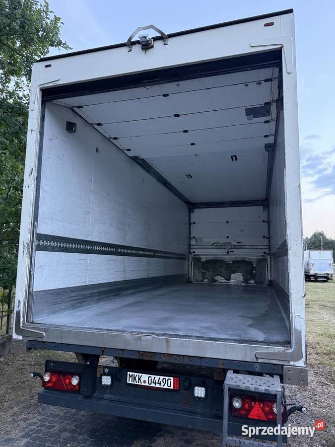 PRZYCZEPA SCHMITZ CARGOBULL IZOTERMA PRZEJAZDOWY 8000kg Chłodnie izotermy