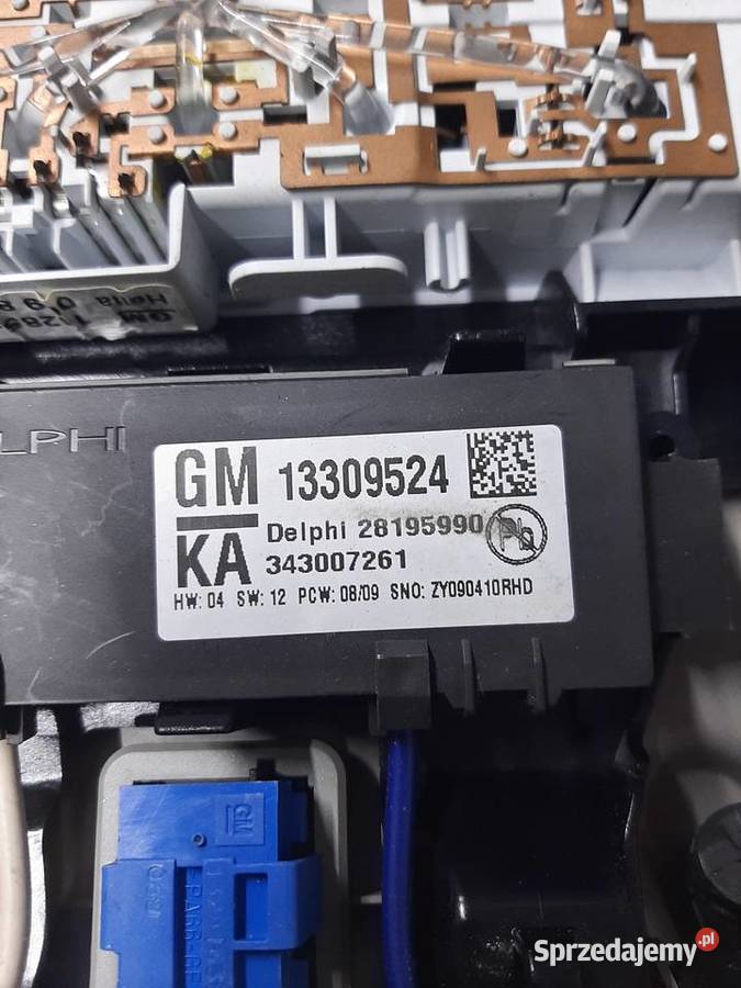 Opel Insignia A Meriva B lampka oświetlenia osobowe Ksawerów