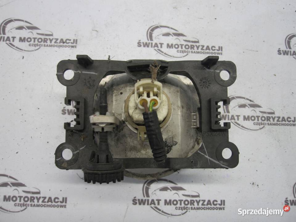 FORD FIESTA MK7 VII LIFT 13r halogen prawy osobowe