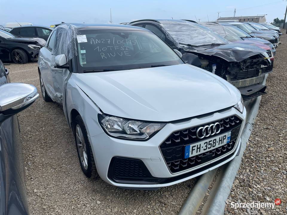AUDI A1 10 25 TFSi 95 Sportback FH358 Samochody osobowe Łódź