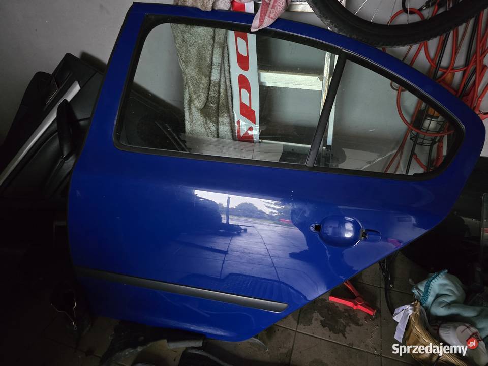 Drzwi tylne Skoda Octavia 2 kolor 4590 Radom