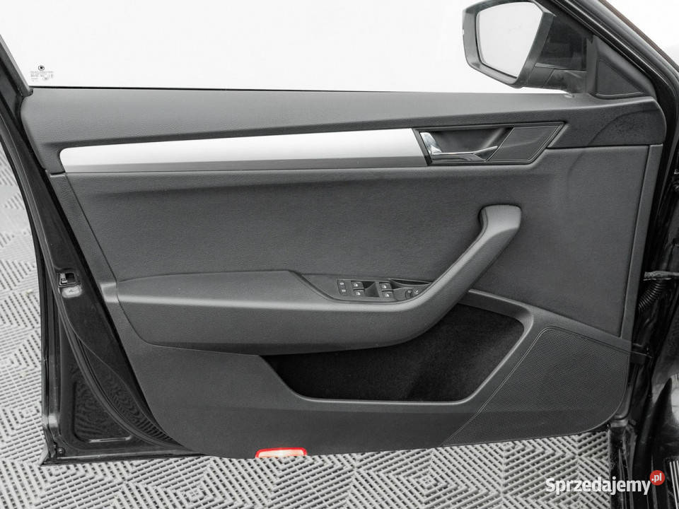 koda Superb 20 TDI Ambition Podgrzf BiXenon system Start-Stop Pępowo