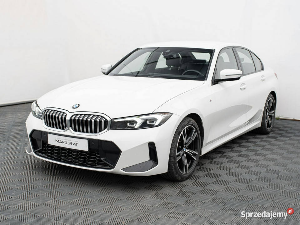 BMW 318 GD7P017318i Podgrzf Kcof LED Pół skóra nieuszkodzony Pępowo
