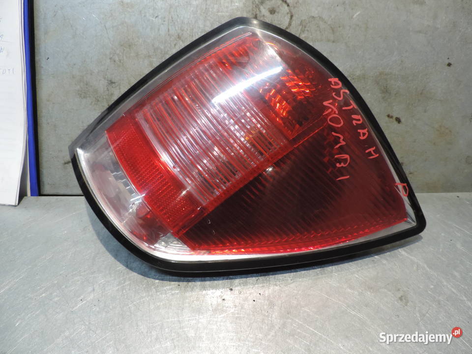 OPEL ASTRA III H KOMBI LAMPA TYŁ PRAWA TYLNA Lampy tylne Nowy Sącz sprzedam