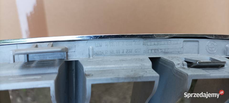 BMW X3 II FL 1417 prawa kratka Łódź