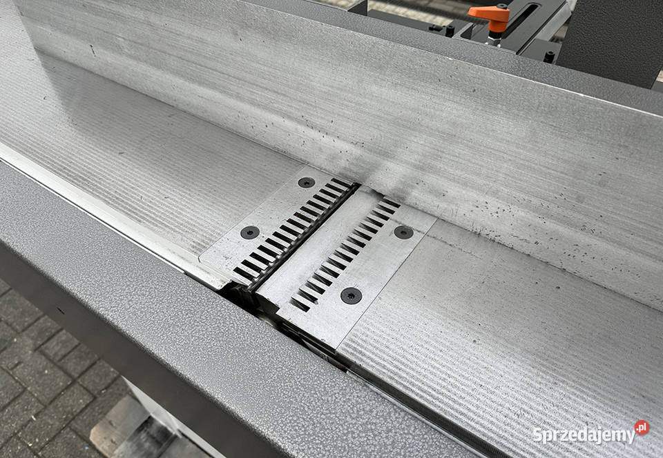 Wyrówniarka JAROMA typ DSVB40 pomorskie Sierakowska Huta