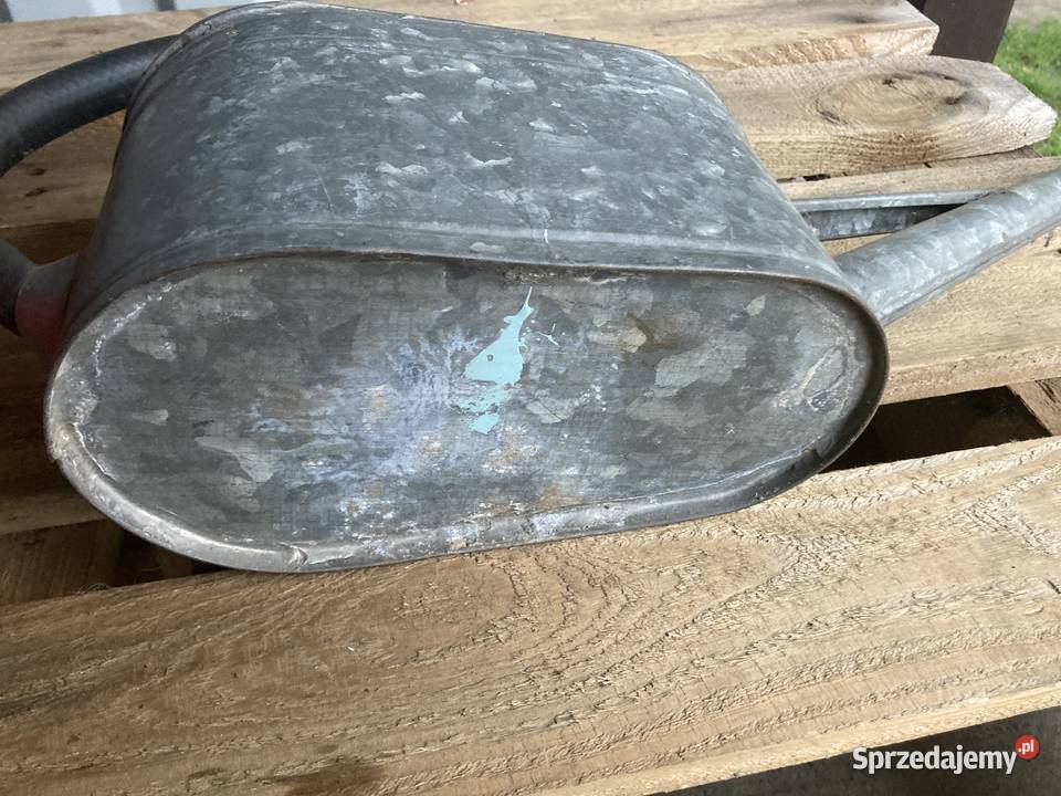 Konewka ocynk PRL Narzędzia ogrodnicze Ożarów Mazowiecki