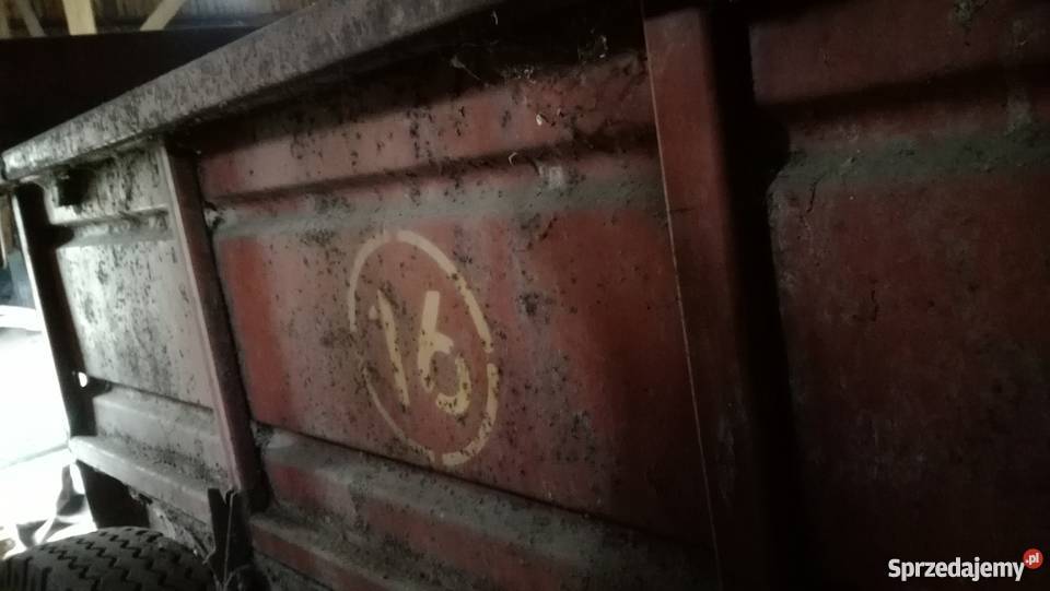 Rozrzutnik rosyjski ruski jednoosiowy 4t PTU4 nieuszkodzony Rozrzutniki obornika Białkowice