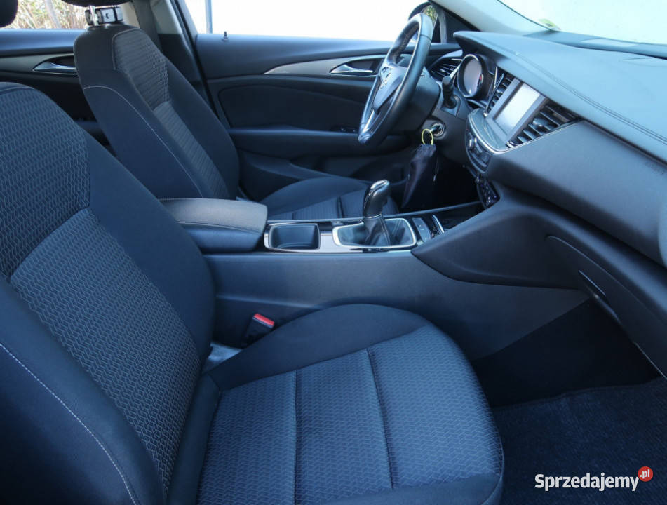 Opel Insignia 20 CDTI Hatchback Insignia Piaseczno