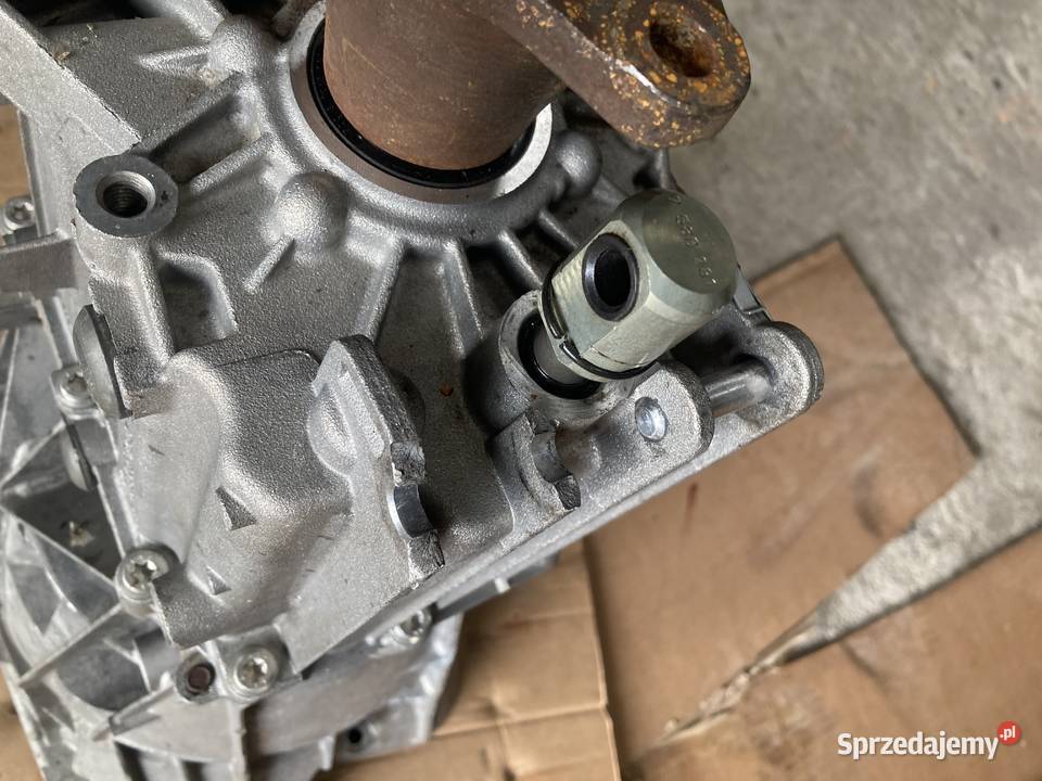 Skrzynia 6 biegów manual 2170017396 BMW E87 120d Rakoniewice