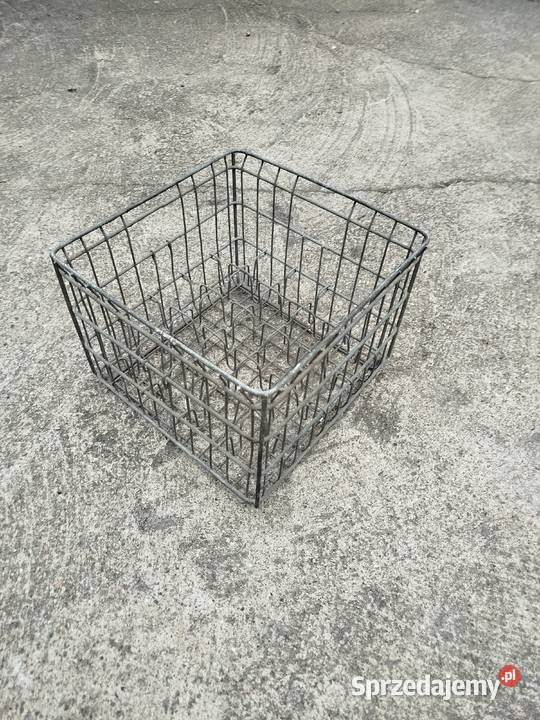 Skrzynia z drutu na butelki z PRL Opole