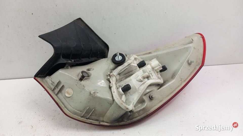 OPEL ASTRA J HB LAMPA TYŁ LEWA Zbierkowo
