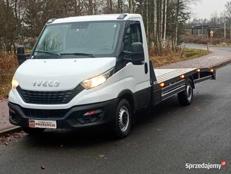 Iveco Daily 35S14 najazd pomoc drogowa manualna Chełm Śląski