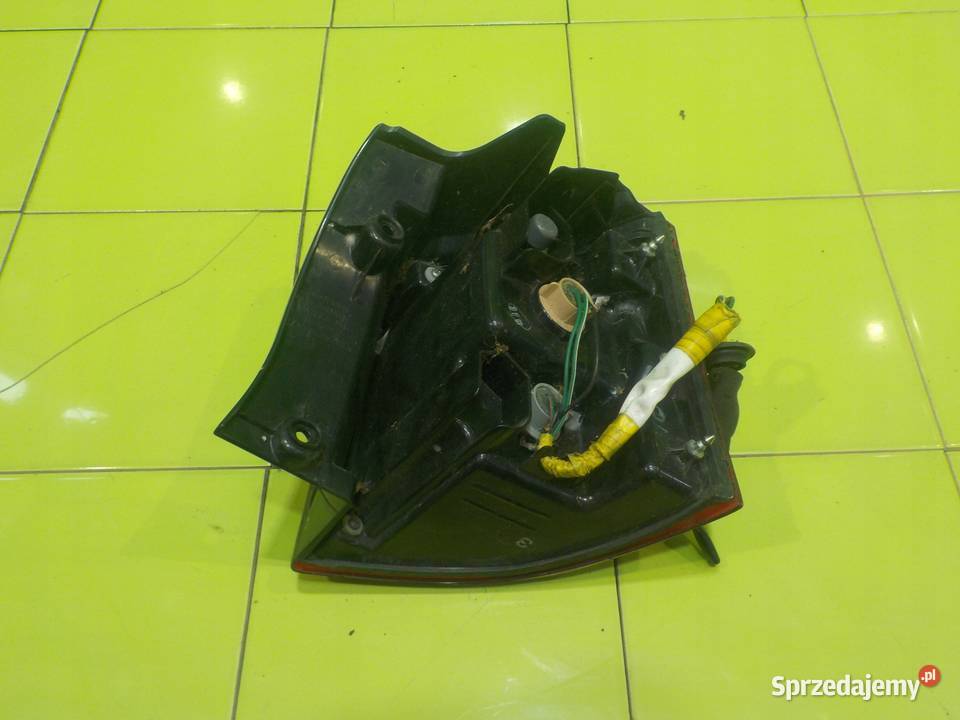 PEUGEOT 4007 09r 5D lampa lewa tyl mazowieckie Suków
