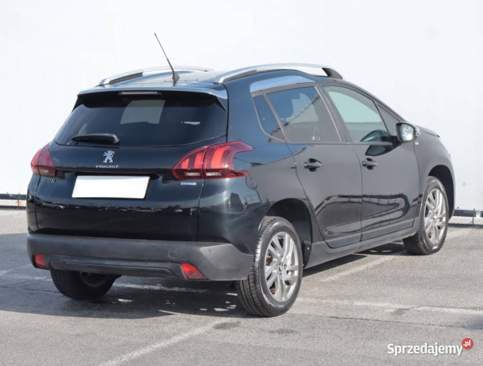Peugeot 2008 12 PureTech światła przeciwmgielne Lublin