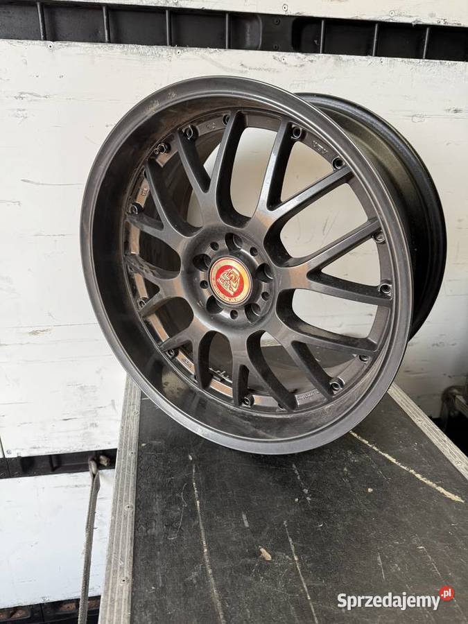 Felgi Jaguar Volvo z rantem rant 18 aluminiowe Zakręt