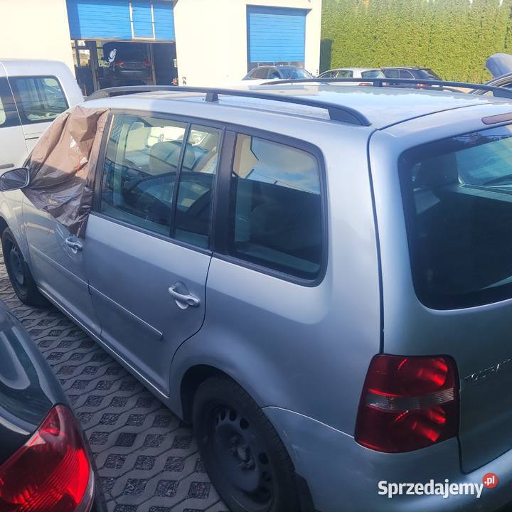 VW TOURAN USZKODZONY SILNIK mazowieckie Warszawa