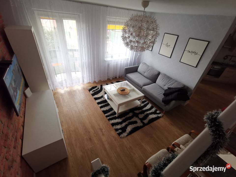 Dwupoziomowe mieszkanie 678 m 3 pokoje balkon sieć