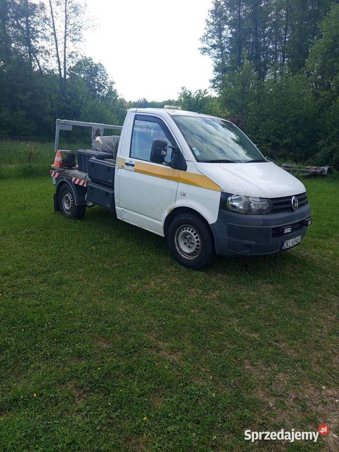 T 5 4x4 holownik widły pomoc drogowa Rok produkcji 2012 Starków