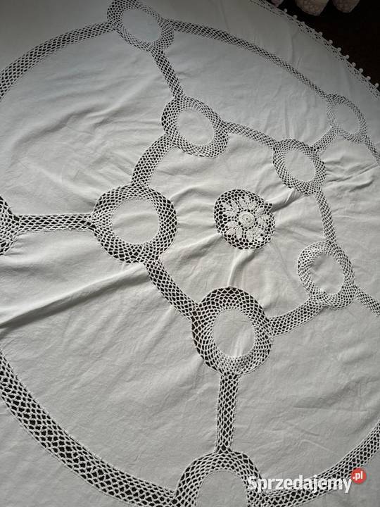 obrus okrągły szydełkowy rękodzieło Obrusy Wyposażenie wnętrz
