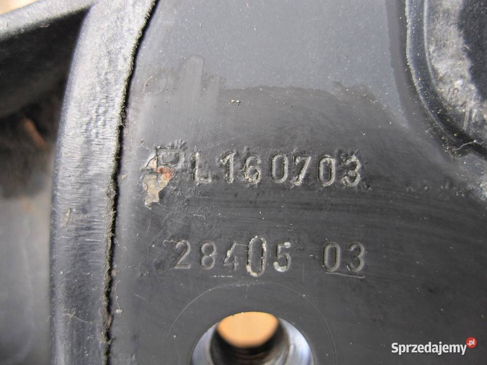 BMW X3 E83 LIFT 30 B 06r pas przód 3402849