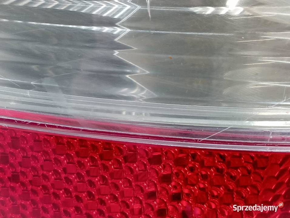 LAMPA TYŁ PRAWA SEDAN Audi A4 II 20002006 B6
