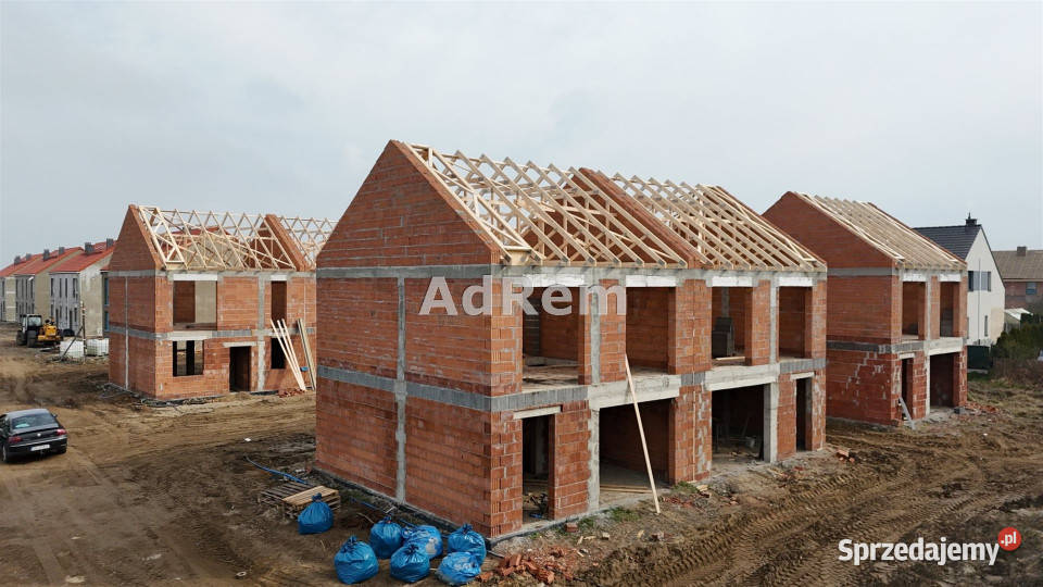 sprzedaży domu bliźniaka 9286m2 Czernica