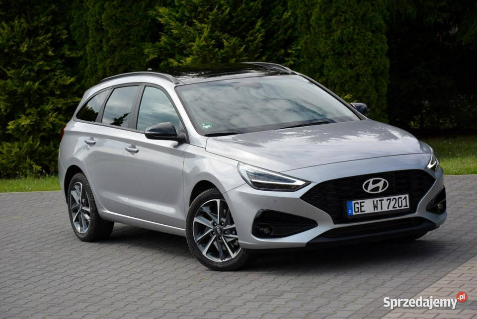Hyundai i30 Lift Full Led Panorama Virtual Duża serwisowany w ASO mazowieckie Ostrów Mazowiecka