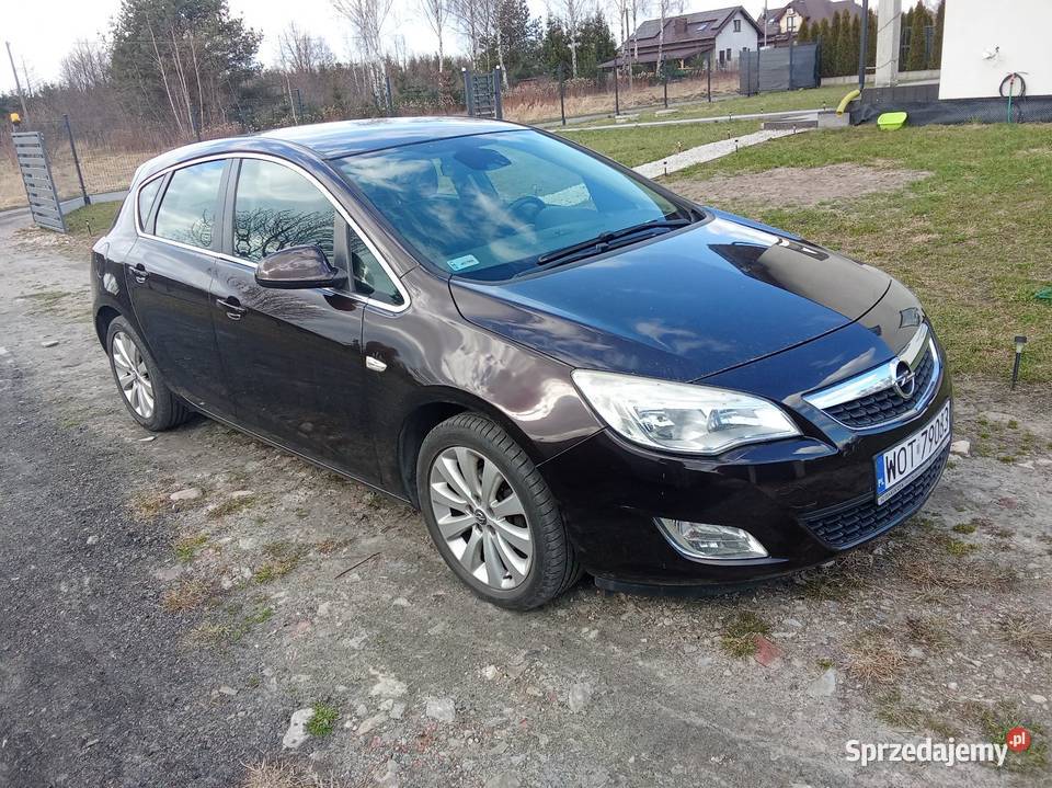 Opel Astra J 2012r 14 turbogaz bluetooth Czarnówka