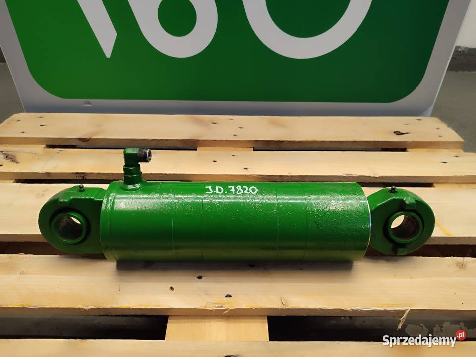 Siłownik hydrauliczny tylnego podnośnika Wilkowo