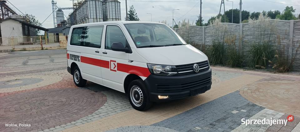 Volkswagen Transporter 2016 8 osobowy Wołów